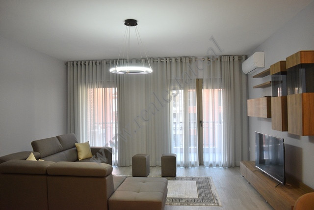 Two bedroom apartment for rent in Kavaja Street in Tirana.
The apartment it is positioned on the fo